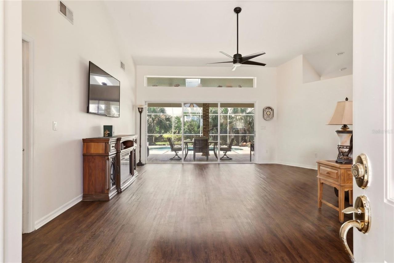 Photo 5 of 4 Beachside Dr, Palm Coast, FL 32137