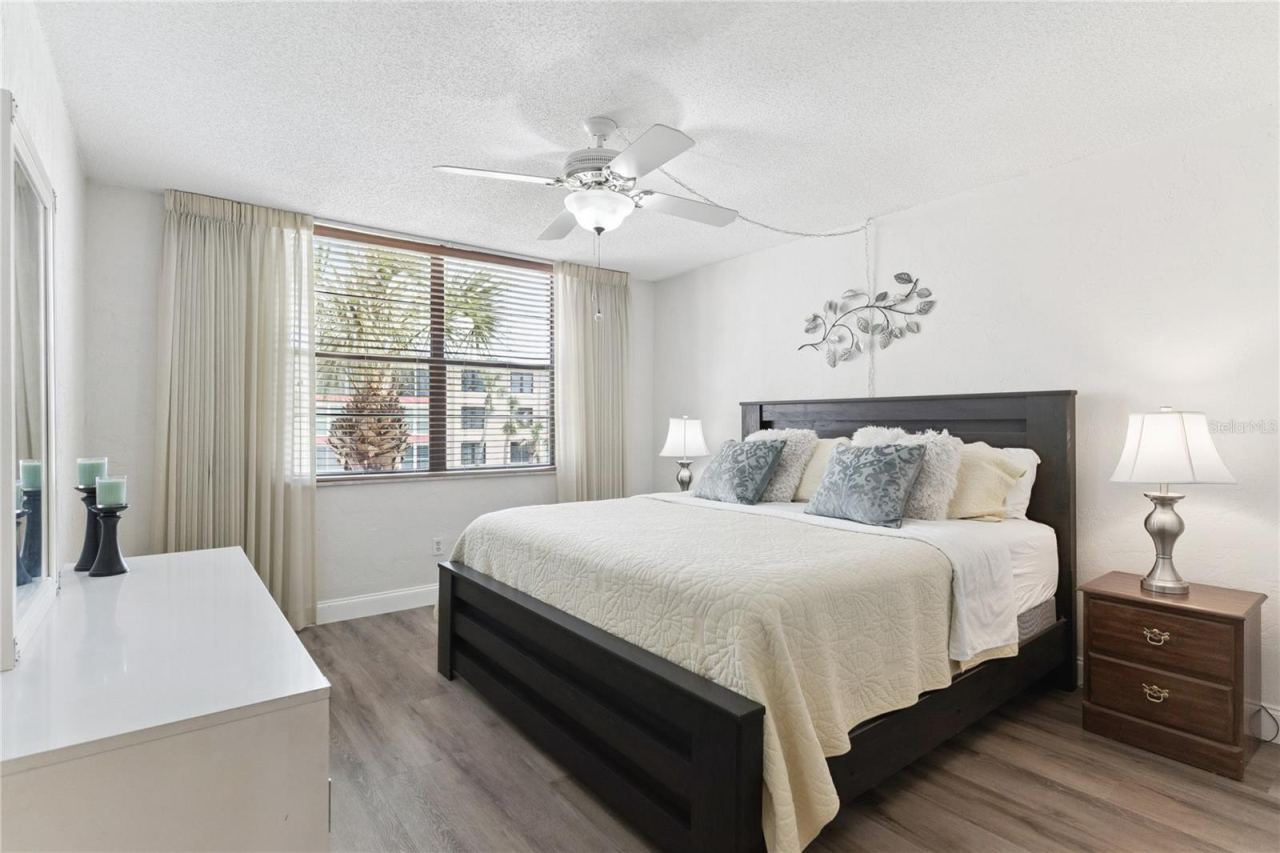 Photo 4 of 325 Wilder Blvd #a404, Daytona Beach, FL 32114