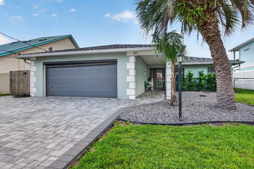 Photo 2 of 110 Cimmaron Dr, Palm Coast, FL 32137