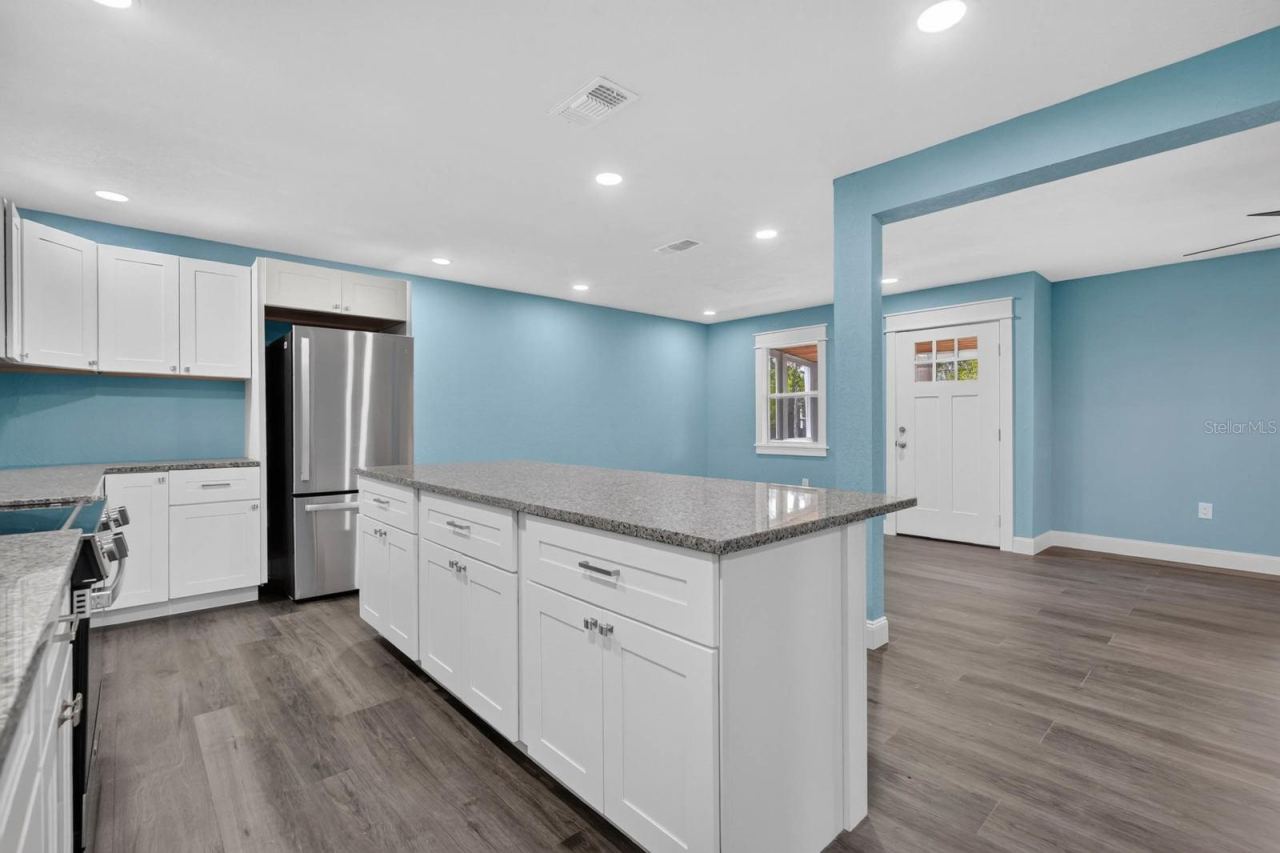 Photo 5 of 3798 Breezy Ct, Ormond Beach, FL 32174