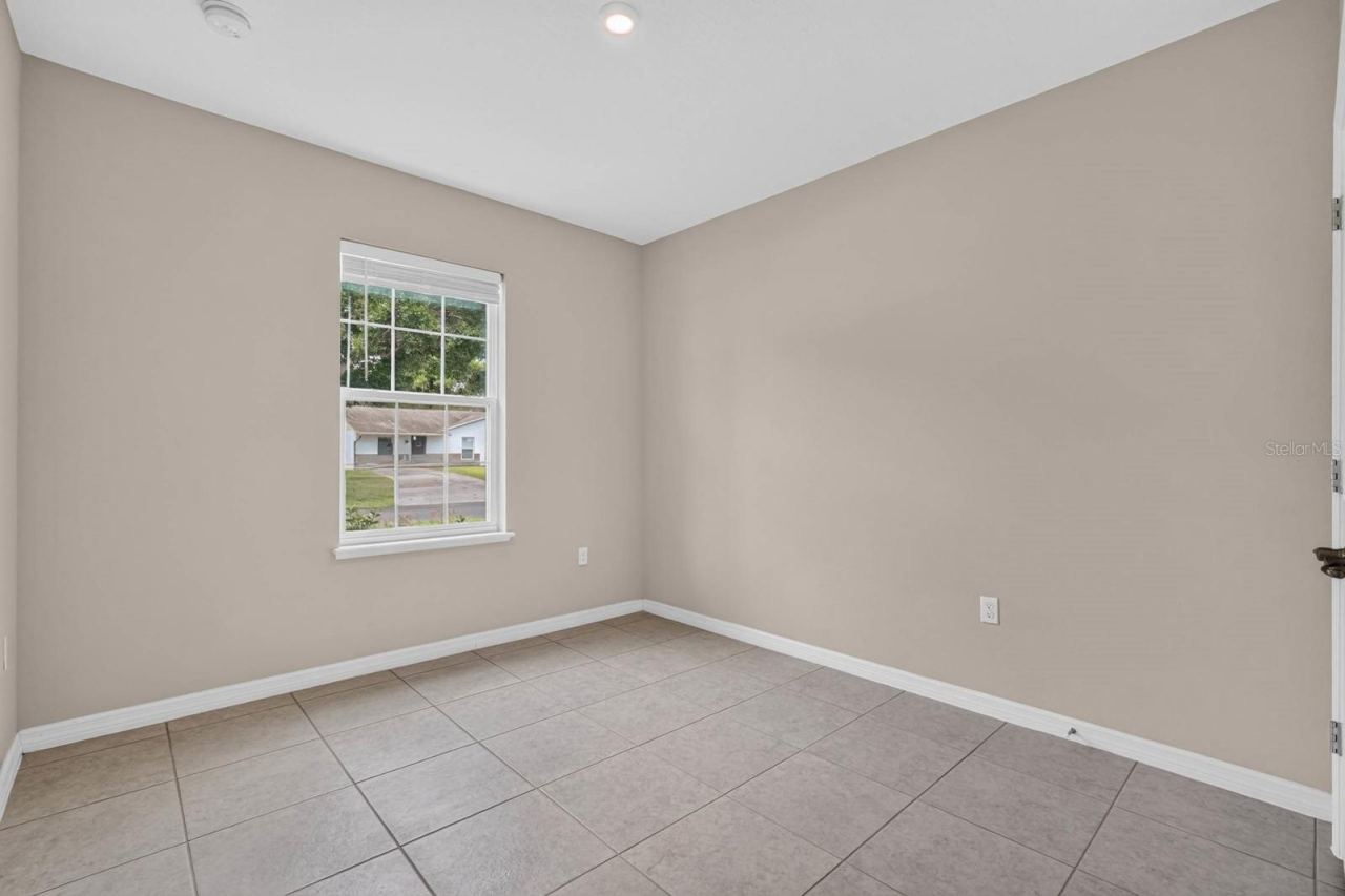 Photo 4 of 2323 Fern Palm Dr, Edgewater, FL 32141