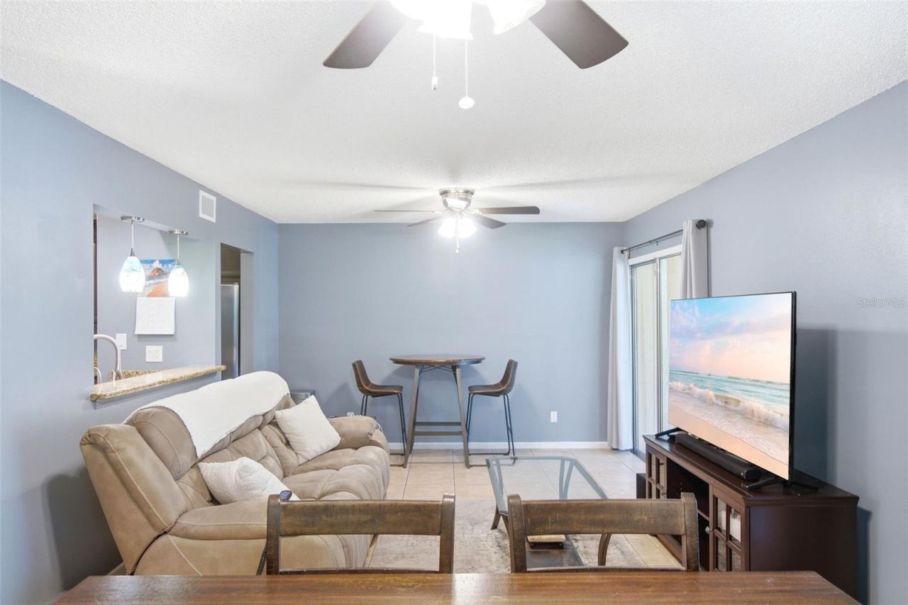 Photo 4 of 140 Orchid Woods Ct #1b, Deltona, FL 32725