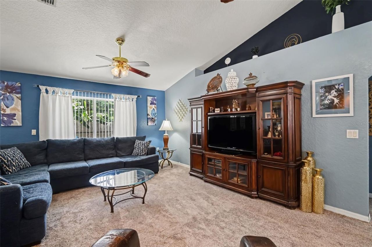 Photo 5 of 35 Plantation Rd, Debary, FL 32713