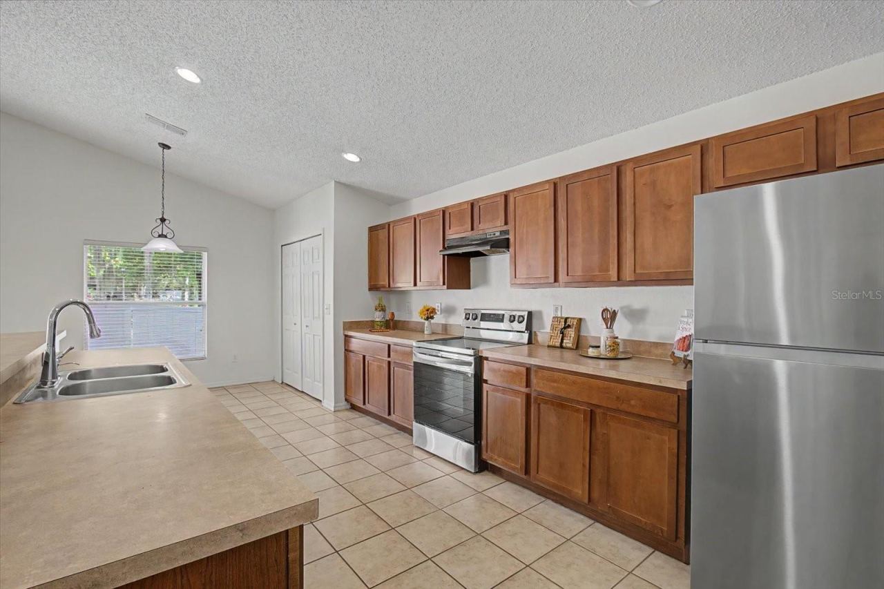 Photo 4 of 605 Swan Range Rd, Orange City, FL 32763