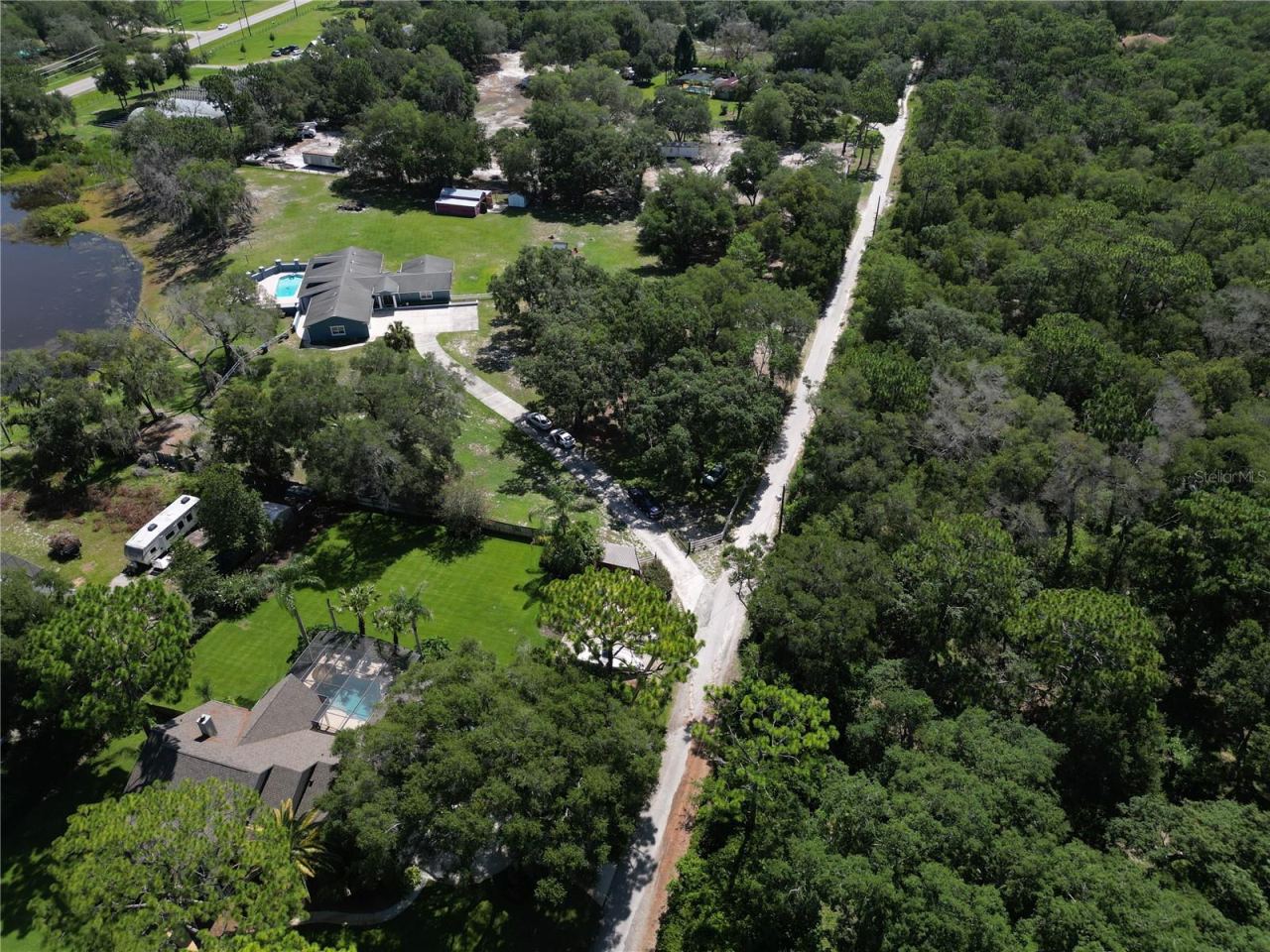 Photo 4 of 1313 Red Pony Ranch Rd, Deland, FL 32724