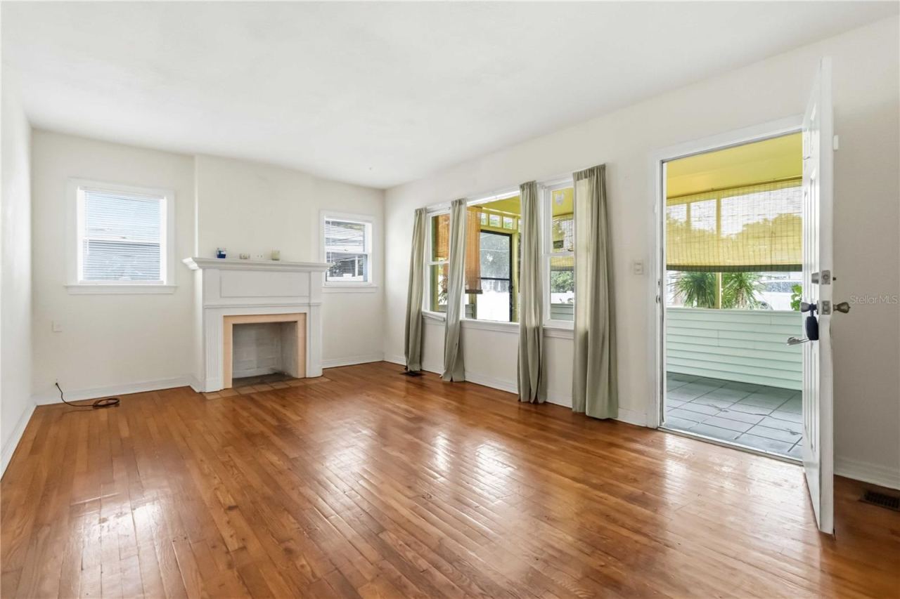 Photo 5 of 217 Daytona Ave, Holly Hill, FL 32117