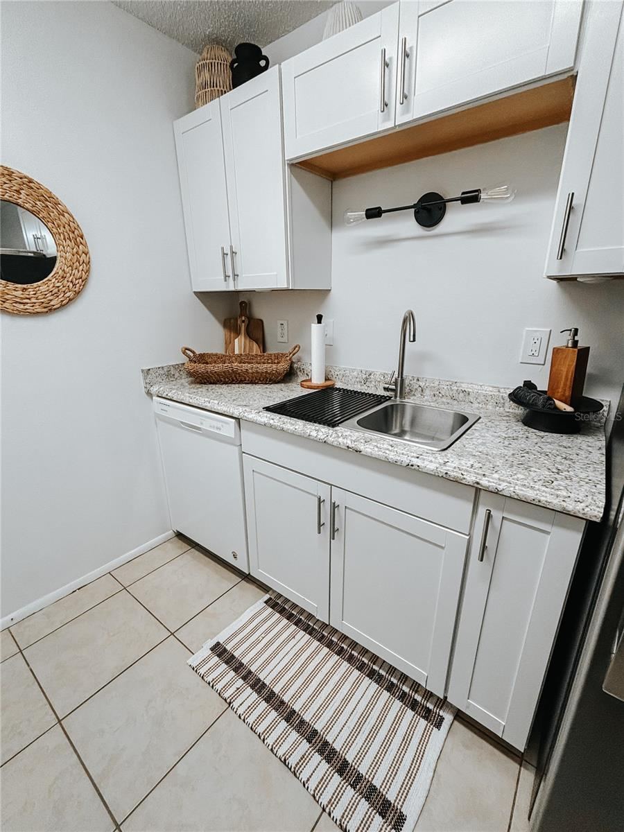 Photo 5 of 1600 Big Tree Rd #o8, Daytona Beach, FL 32119