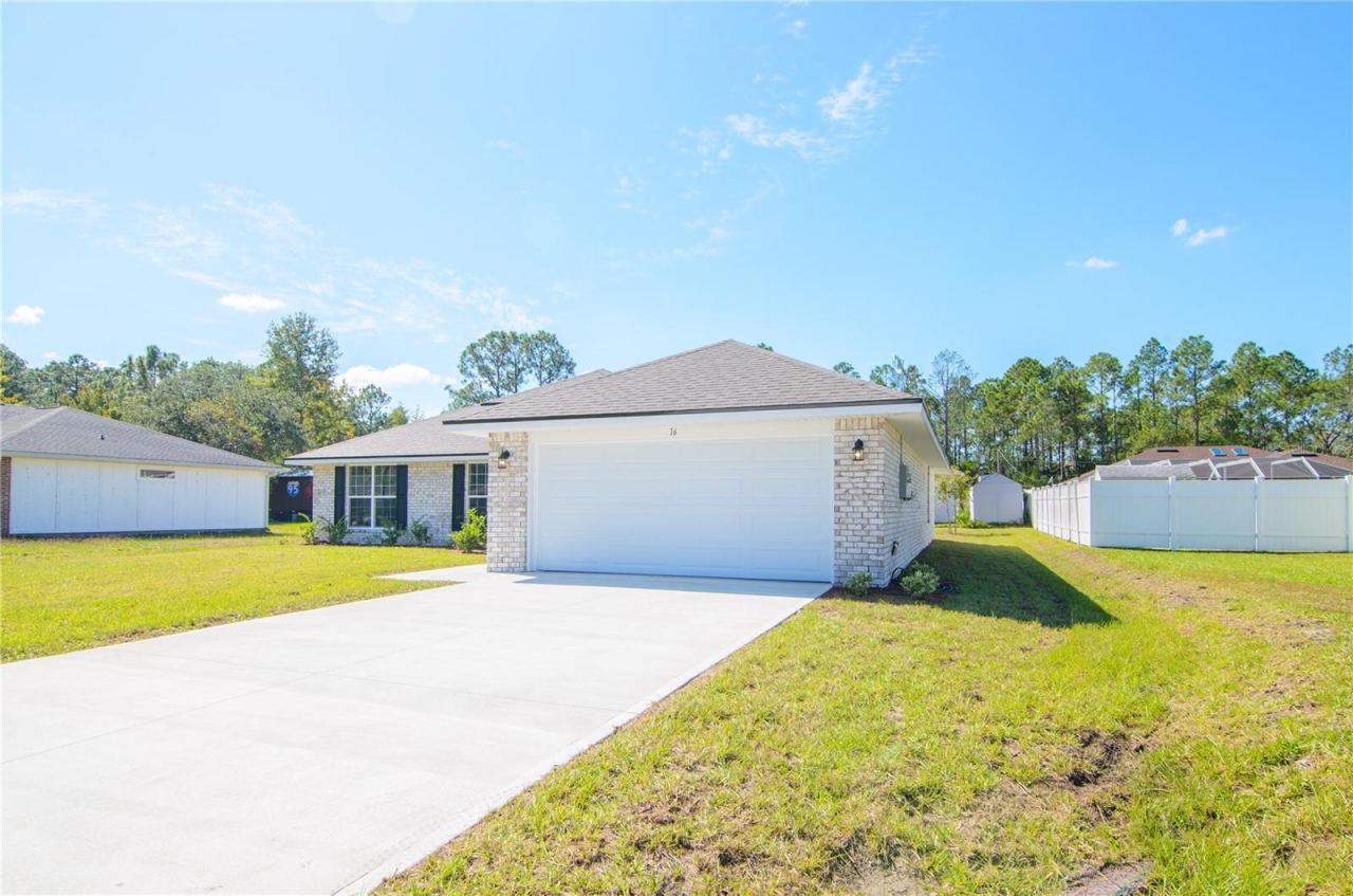 Photo 2 of 57 Radcliffe Dr, Palm Coast, FL 32164