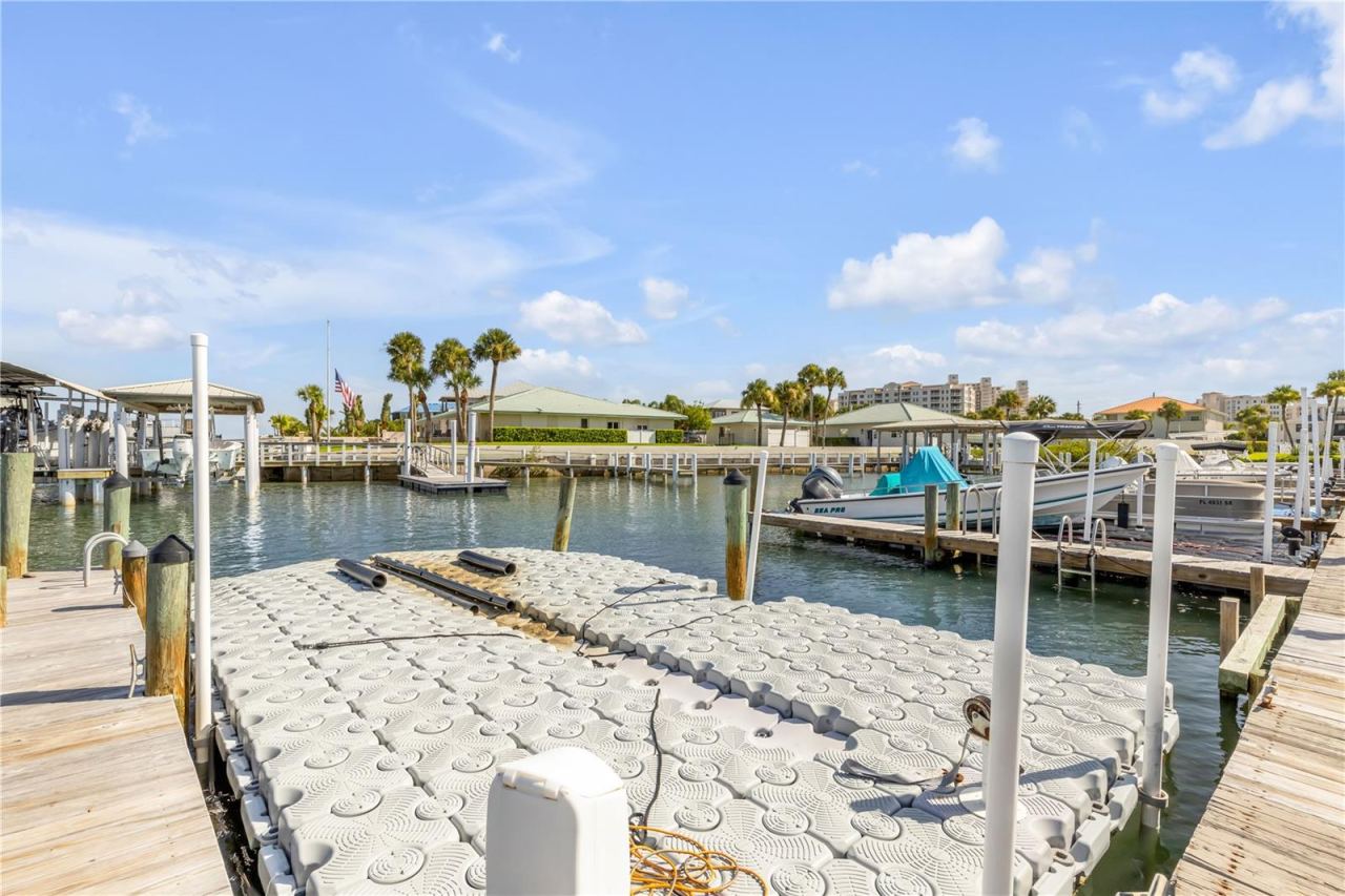 Photo 4 of 2100 N Peninsula Ave #305, New Smyrna Beach, FL 32169