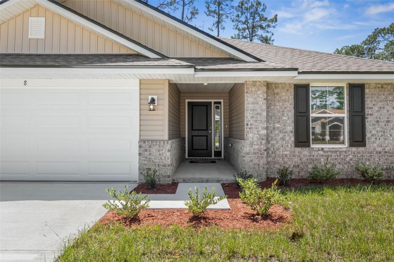 Photo 2 of 23 Pretoria Ln, Palm Coast, FL 32164