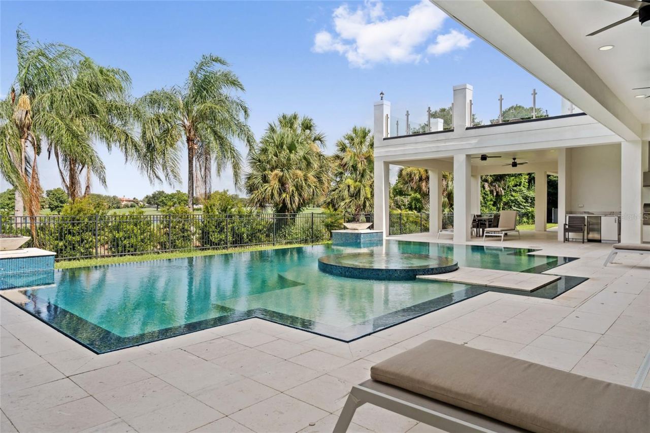 Photo 4 of 6159 Harbour Town Ct, Orlando, FL 32819