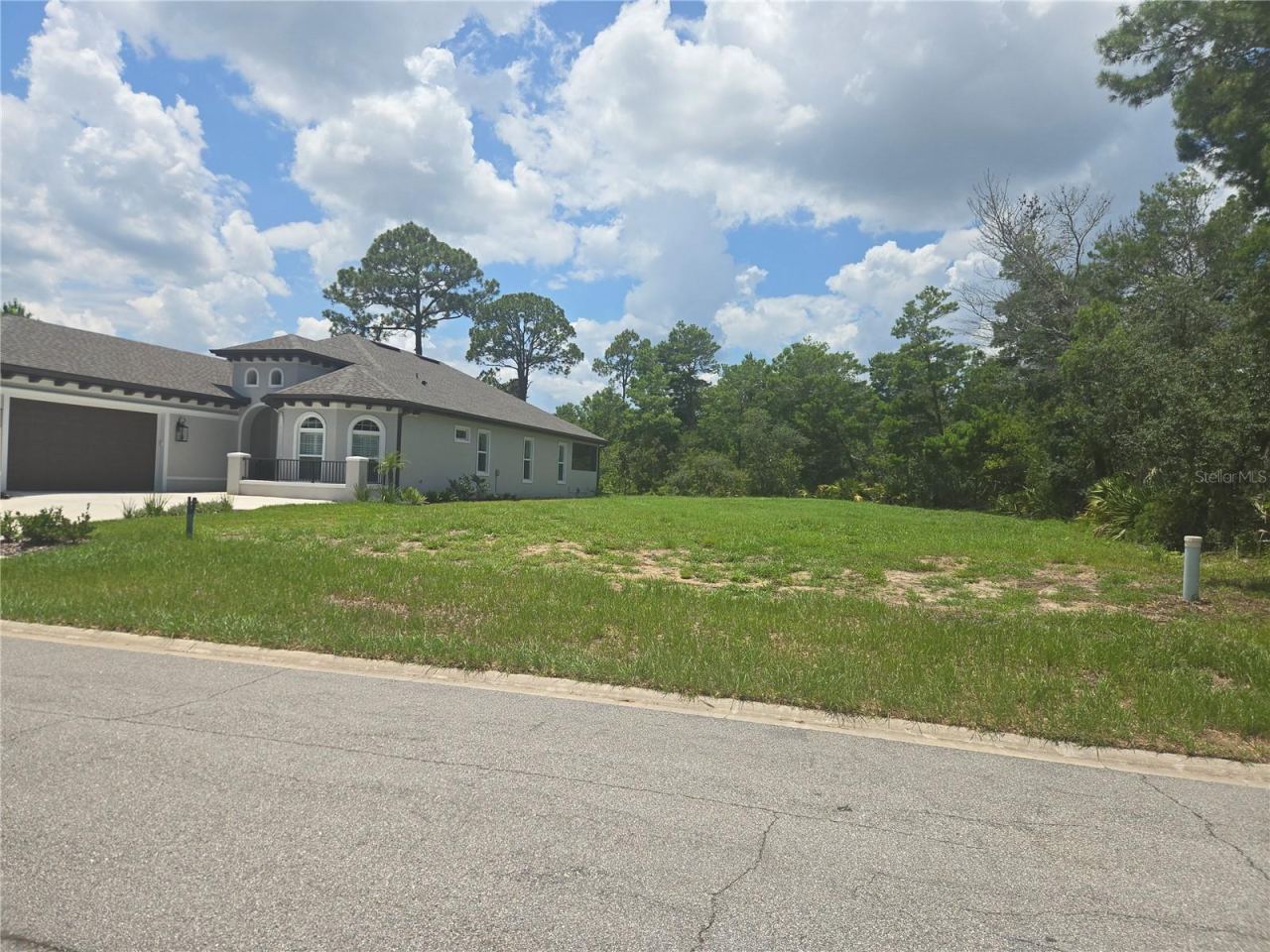 Photo 2 of 17 Marlin Dr, Palm Coast, FL 32137