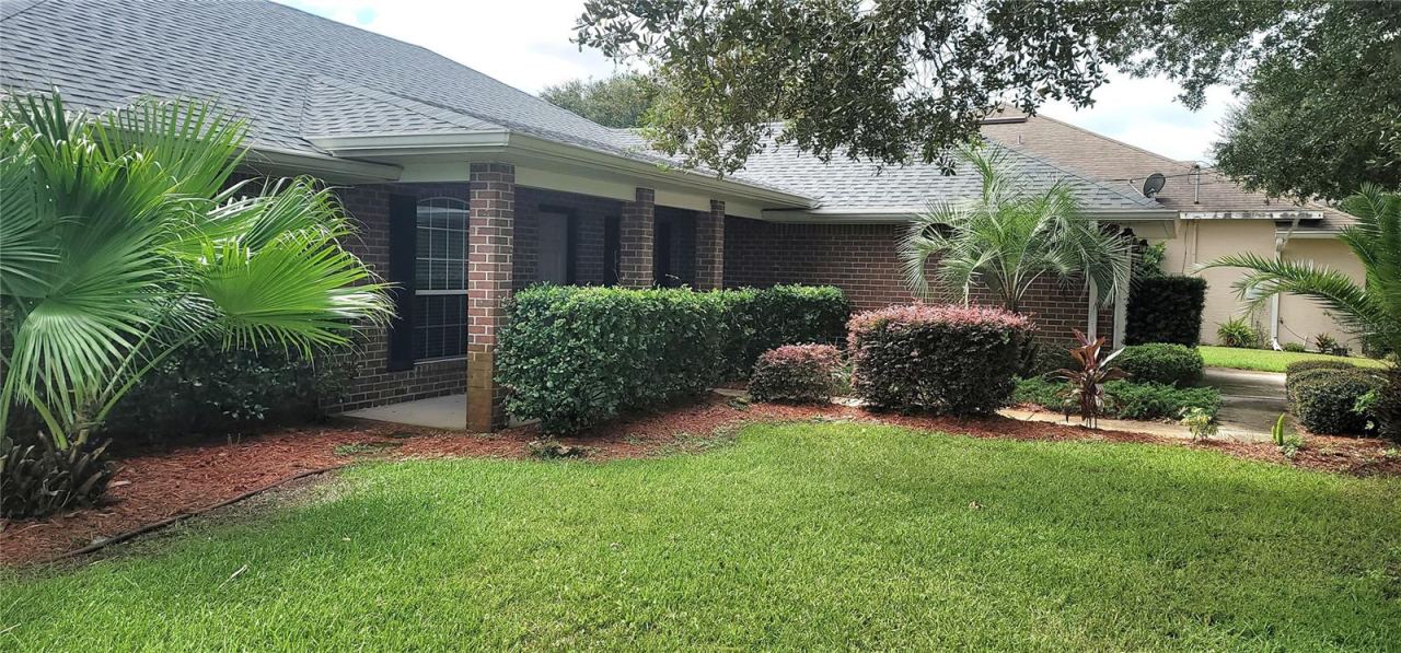 Photo 3 of 12 Eastmoor Ln, Palm Coast, FL 32164