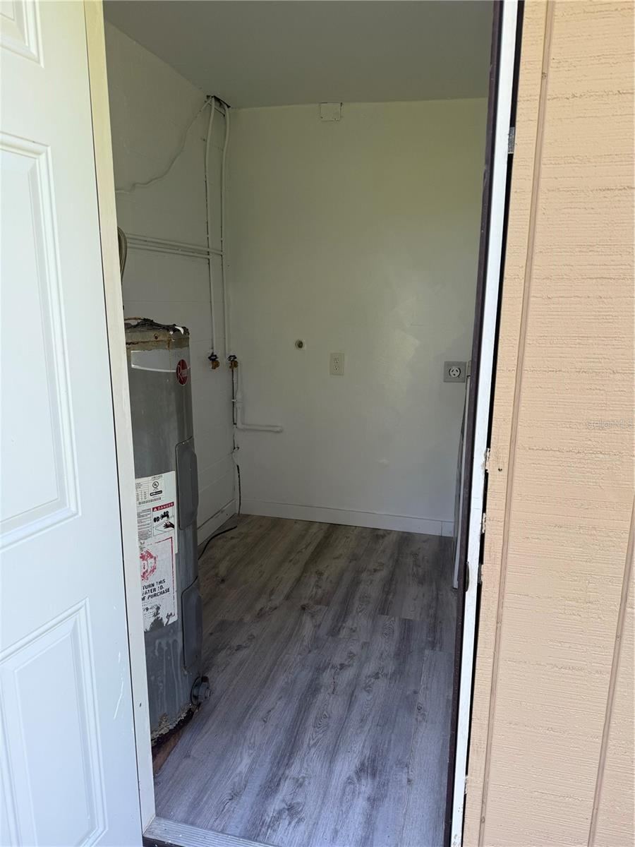 Photo 5 of 305 Ann St, Edgewater, FL 32132