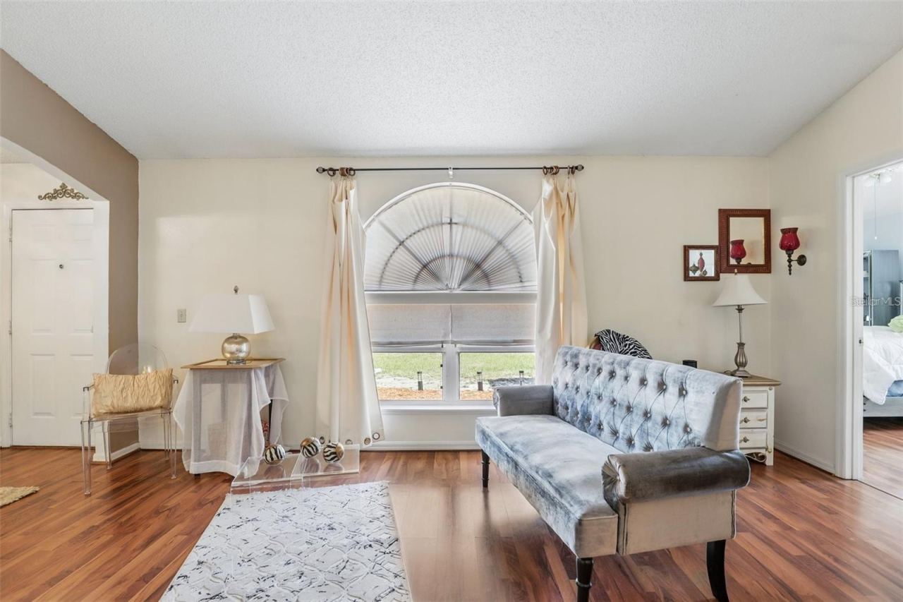 Photo 5 of 417 Jeffers St, Deltona, FL 32725
