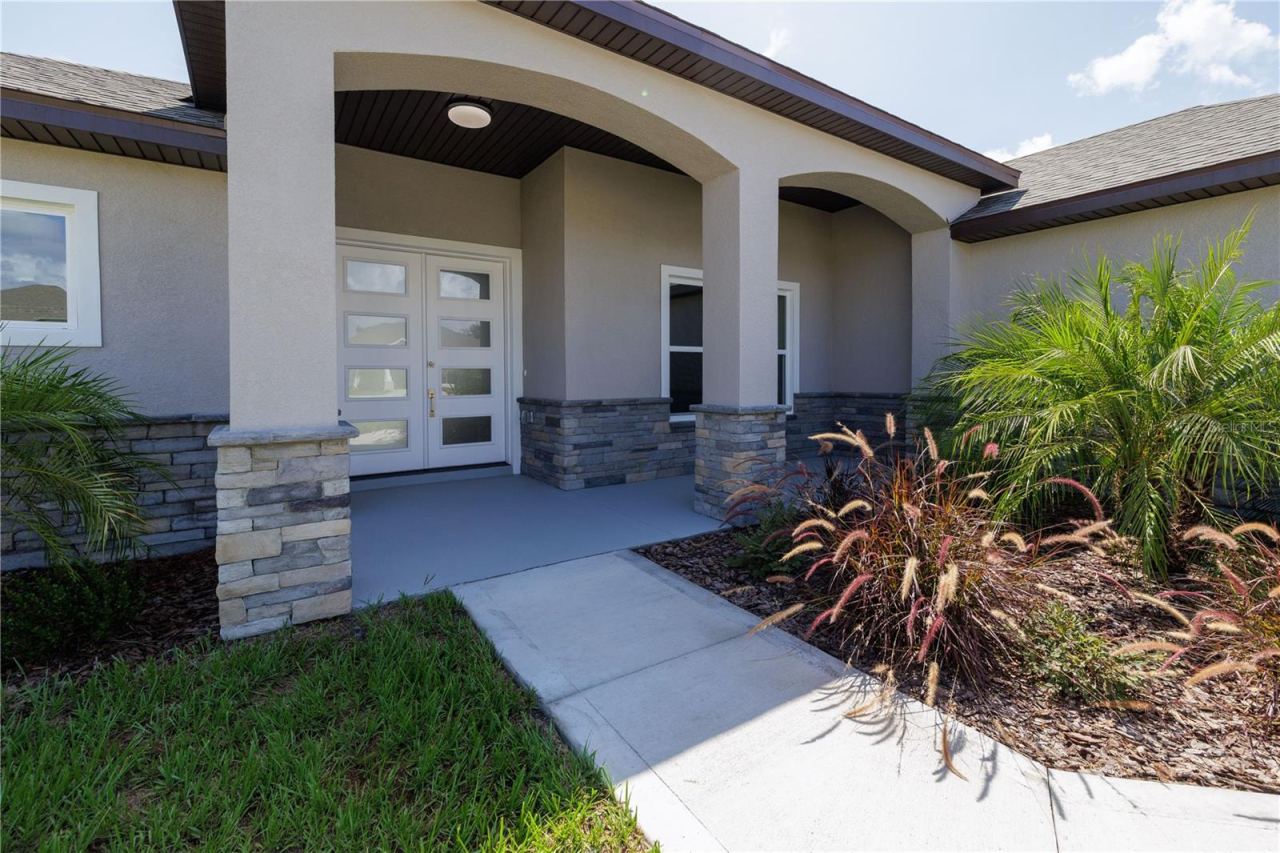 Photo 4 of 10 Rainer Pl, Palm Coast, FL 32164
