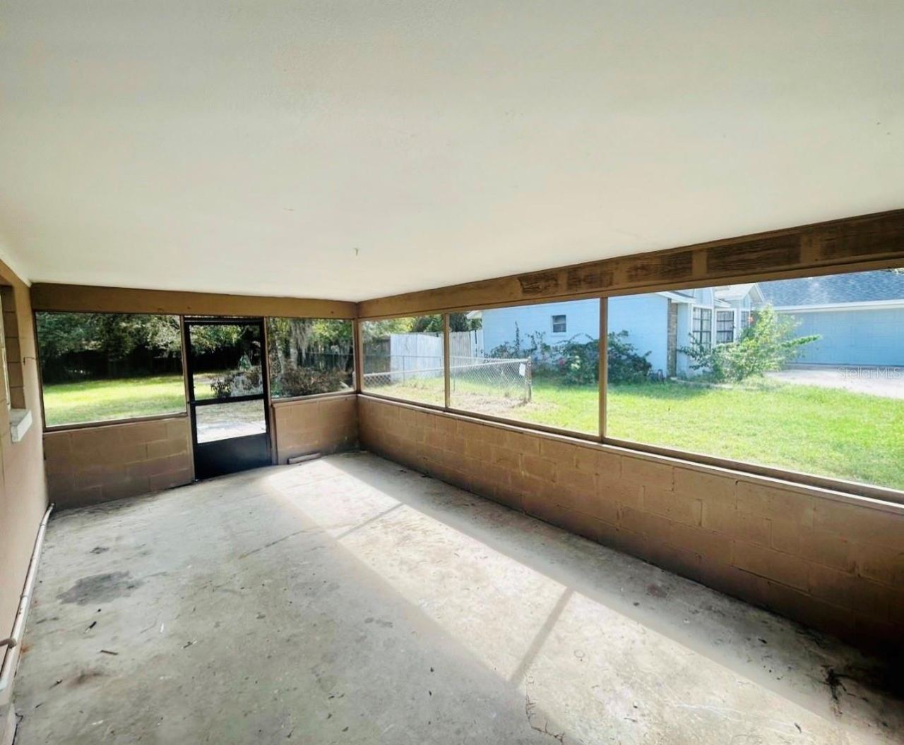 Photo 5 of 1701 Montecito Ave, Deltona, FL 32738
