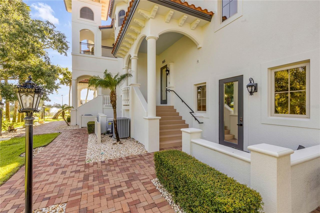 Photo 4 of 5090 Riverside Dr #105, Port Orange, FL 32127