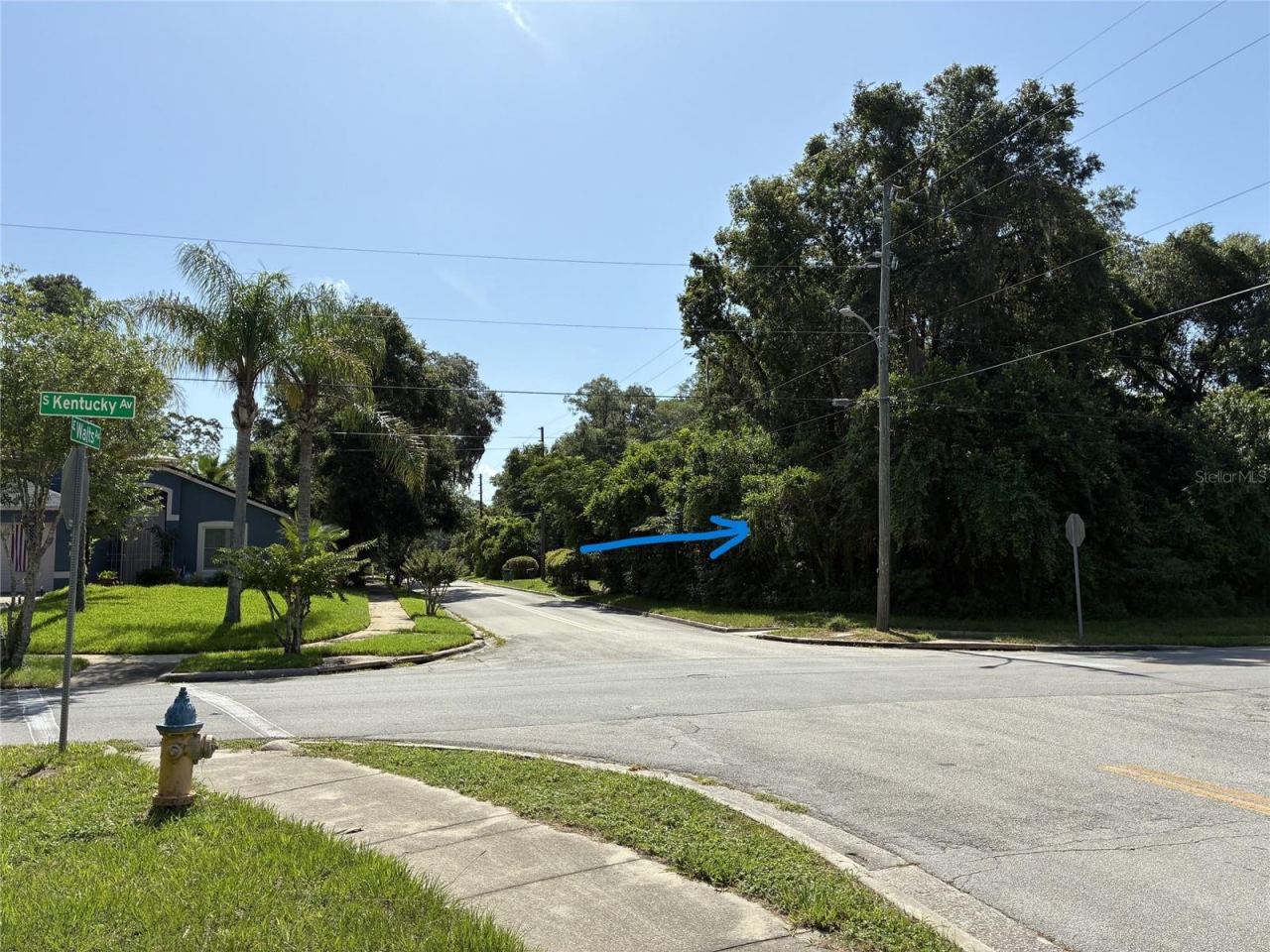 Photo 4 of 401 S Kentucky Ave, Deland, FL 32724