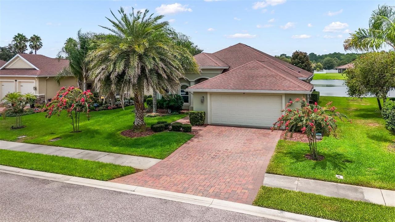 Photo 3 of 64 Arena Lake Dr, Palm Coast, FL 32137