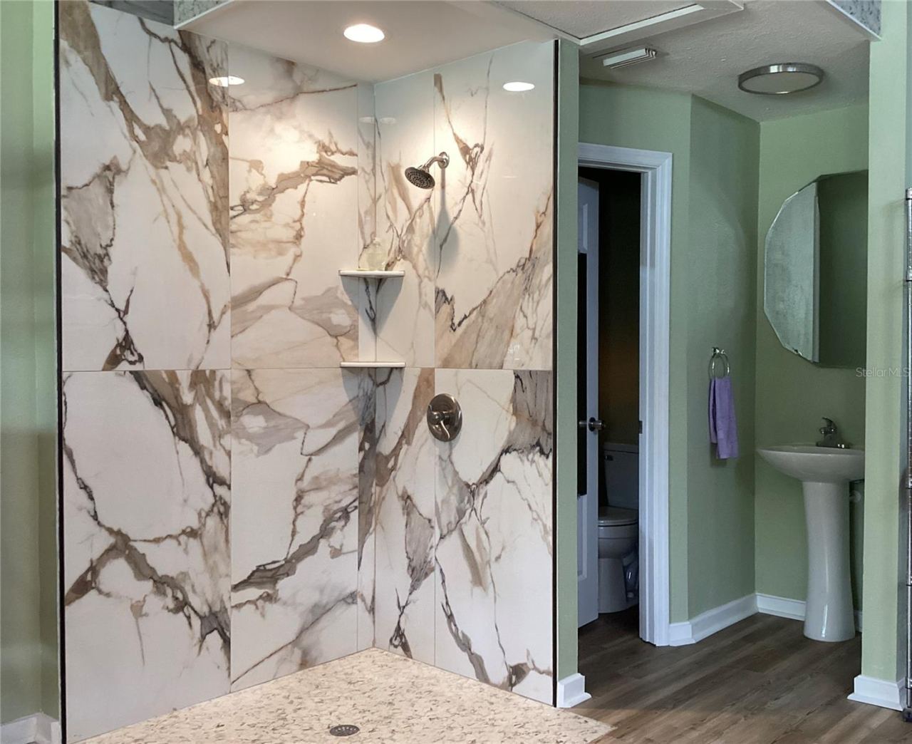 Photo 5 of 360 S Lakeview Dr, Lake Helen, FL 32744