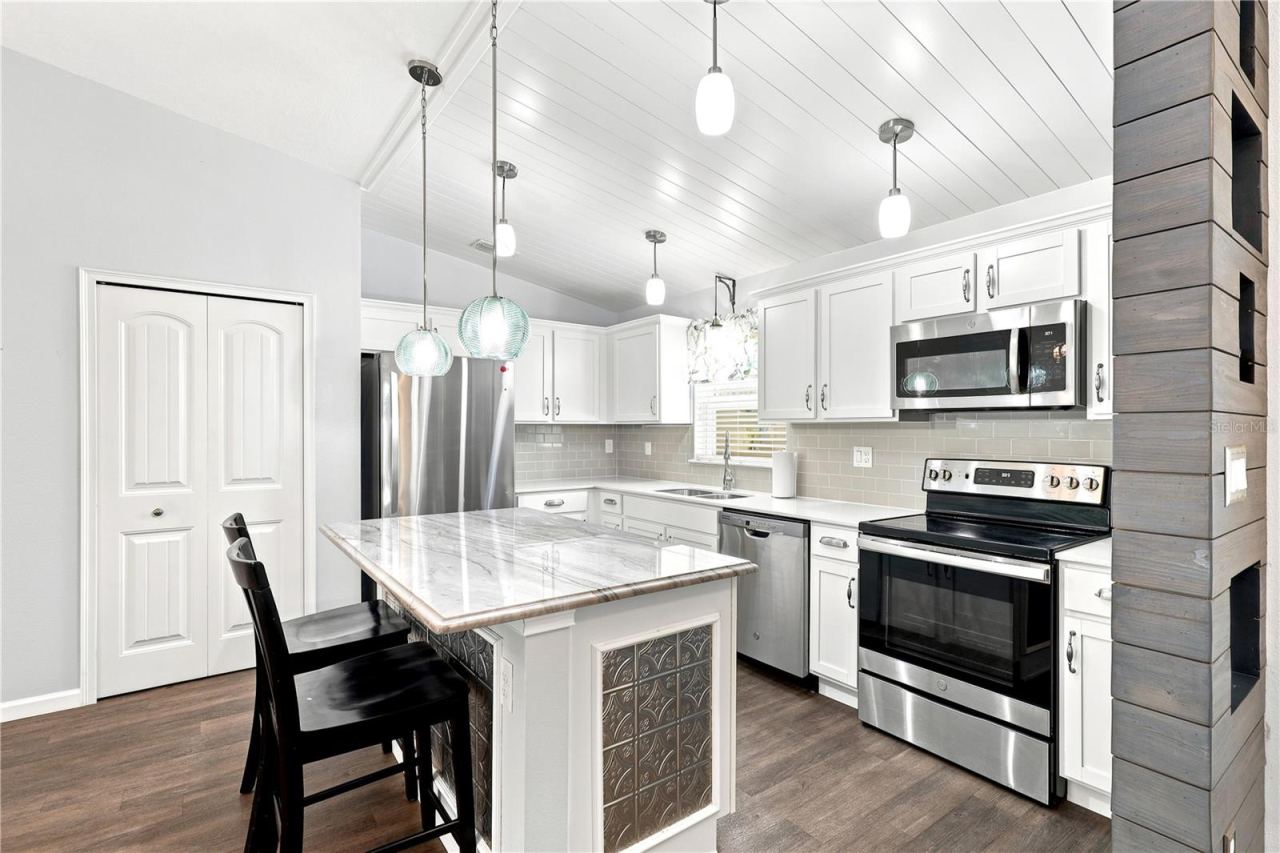 Photo 4 of 36 Royal Palm Ln, Palm Coast, FL 32164