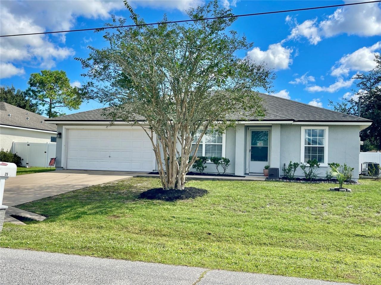 Photo 5 of 25 Rockingham Ln, Palm Coast, FL 32164