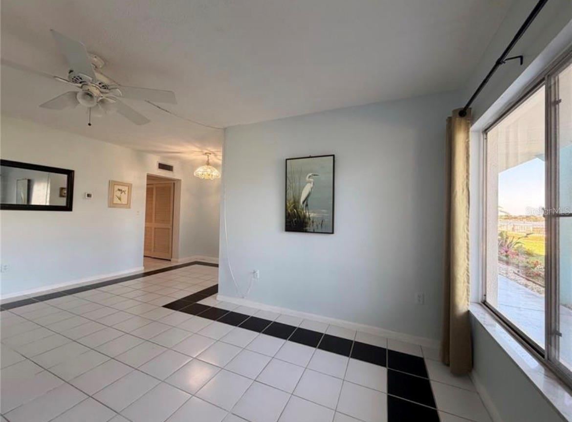 Photo 4 of 3009 N Halifax Ave #2, Daytona Beach, FL 32118
