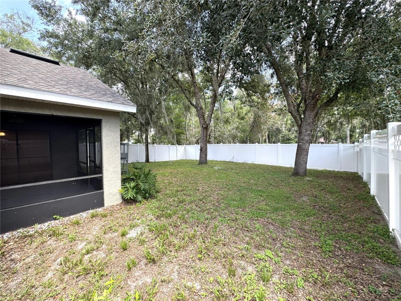 Photo 4 of 1209 Bramley Ln, Deland, FL 32720