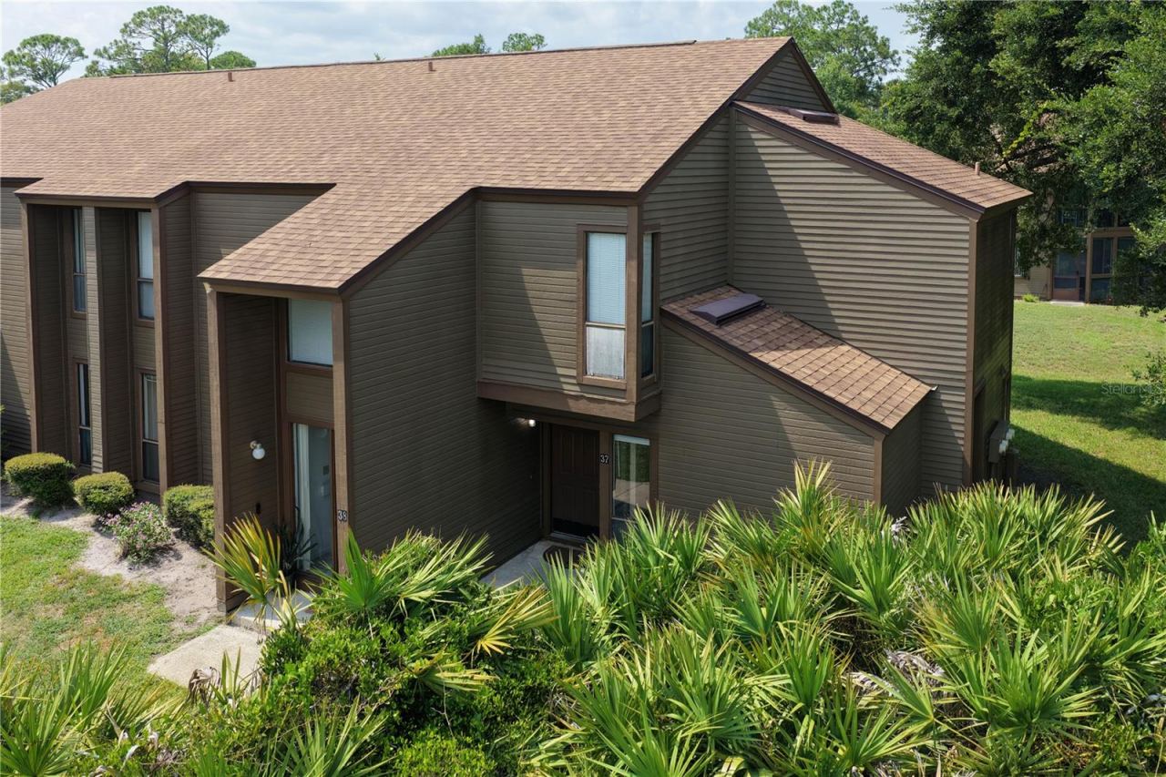 Photo 5 of 37 Hembury Ln, Palm Coast, FL 32137