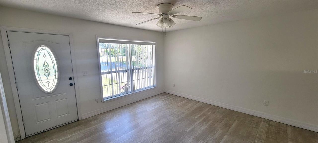 Photo 4 of 1965 Manor Way, Deland, FL 32720