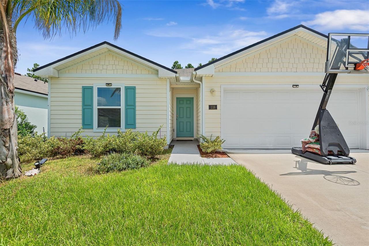 Photo 2 of 118 Hulett Woods Rd, Palm Coast, FL 32137