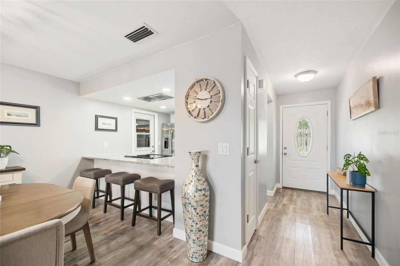 Photo 4 of 38 Laurel Oaks Cir, Ormond Beach, FL 32174