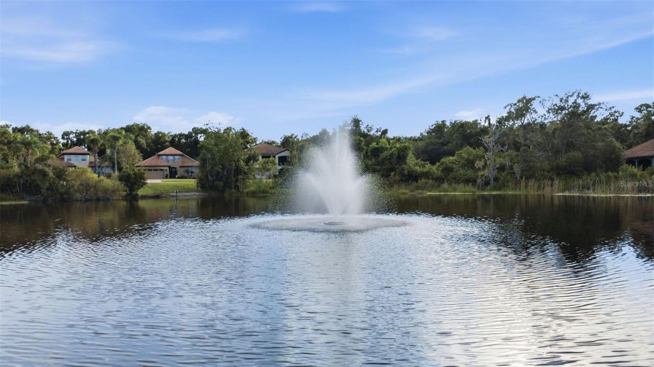 Photo 5 of 750 Onyx Pkwy, Deland, FL 32724