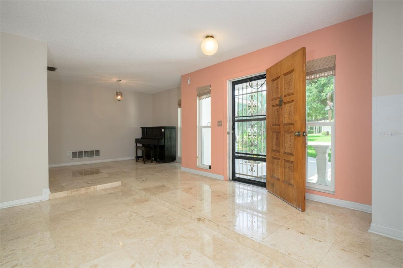 Photo 3 of 30 Fernham Ln, Palm Coast, FL 32137