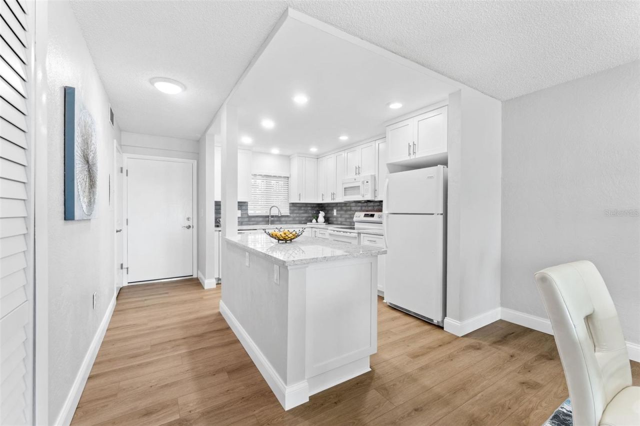 Photo 5 of 3606 S Peninsula Dr #102, Port Orange, FL 32127