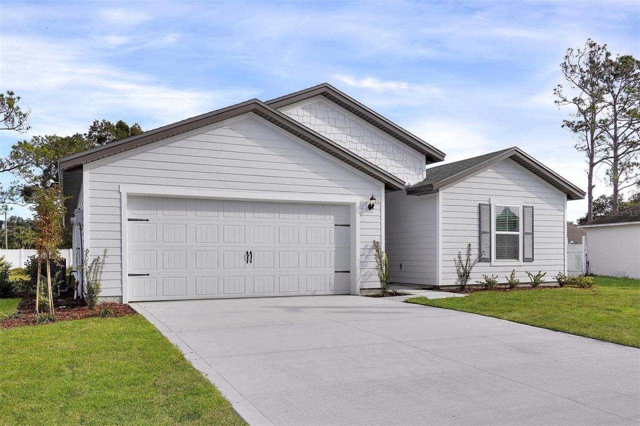 Photo 2 of 34 Presidential Ln, Palm Coast, FL 32164