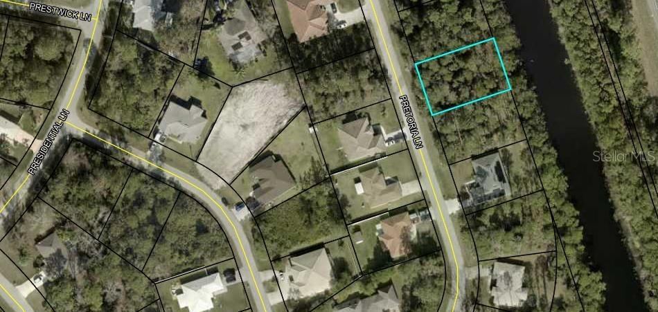 Photo 2 of 17 Pretoria Ln, Palm Coast, FL 32164