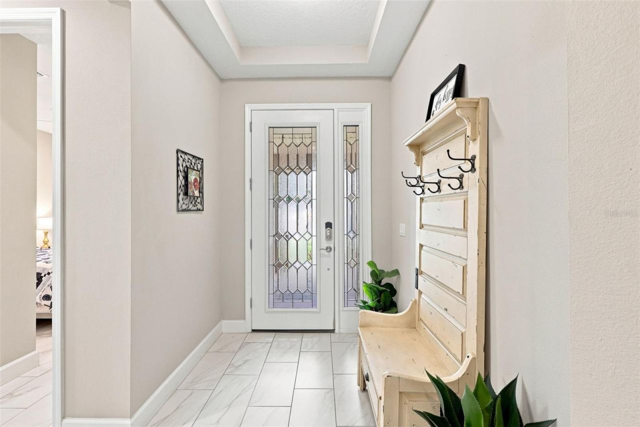 Photo 5 of 253 Old Moss Cir, Deland, FL 32724