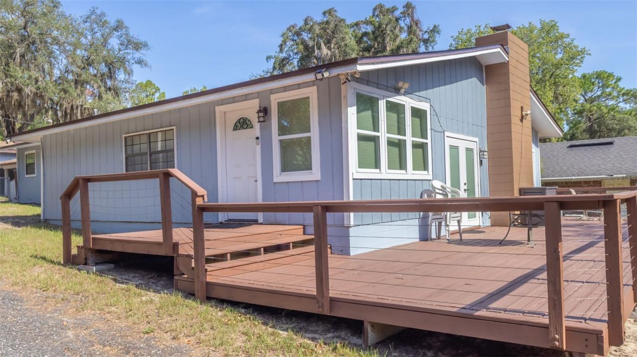 Photo 2 of 8443 Lilly Lake Rd, Melrose, FL 32666
