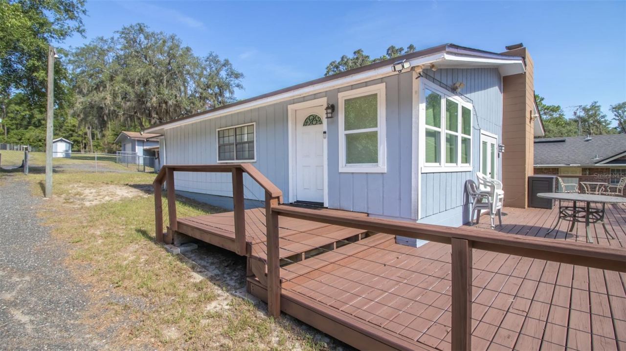 Photo 3 of 8443 Lilly Lake Rd, Melrose, FL 32666