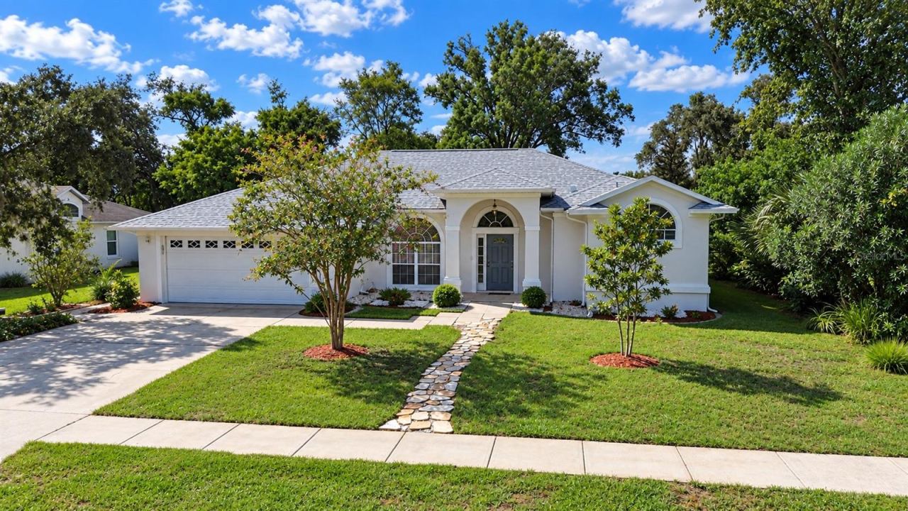 Photo 4 of 516 Sun Lake Dr, Port Orange, FL 32127