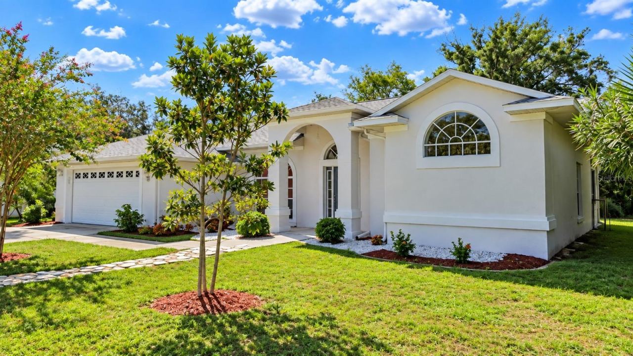 Photo 5 of 516 Sun Lake Dr, Port Orange, FL 32127