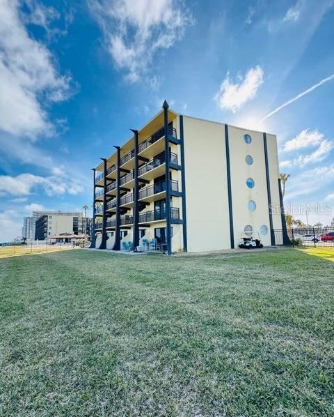 Photo 4 of 2301 S Atlantic Ave #303, Daytona Beach Shores, FL 32118