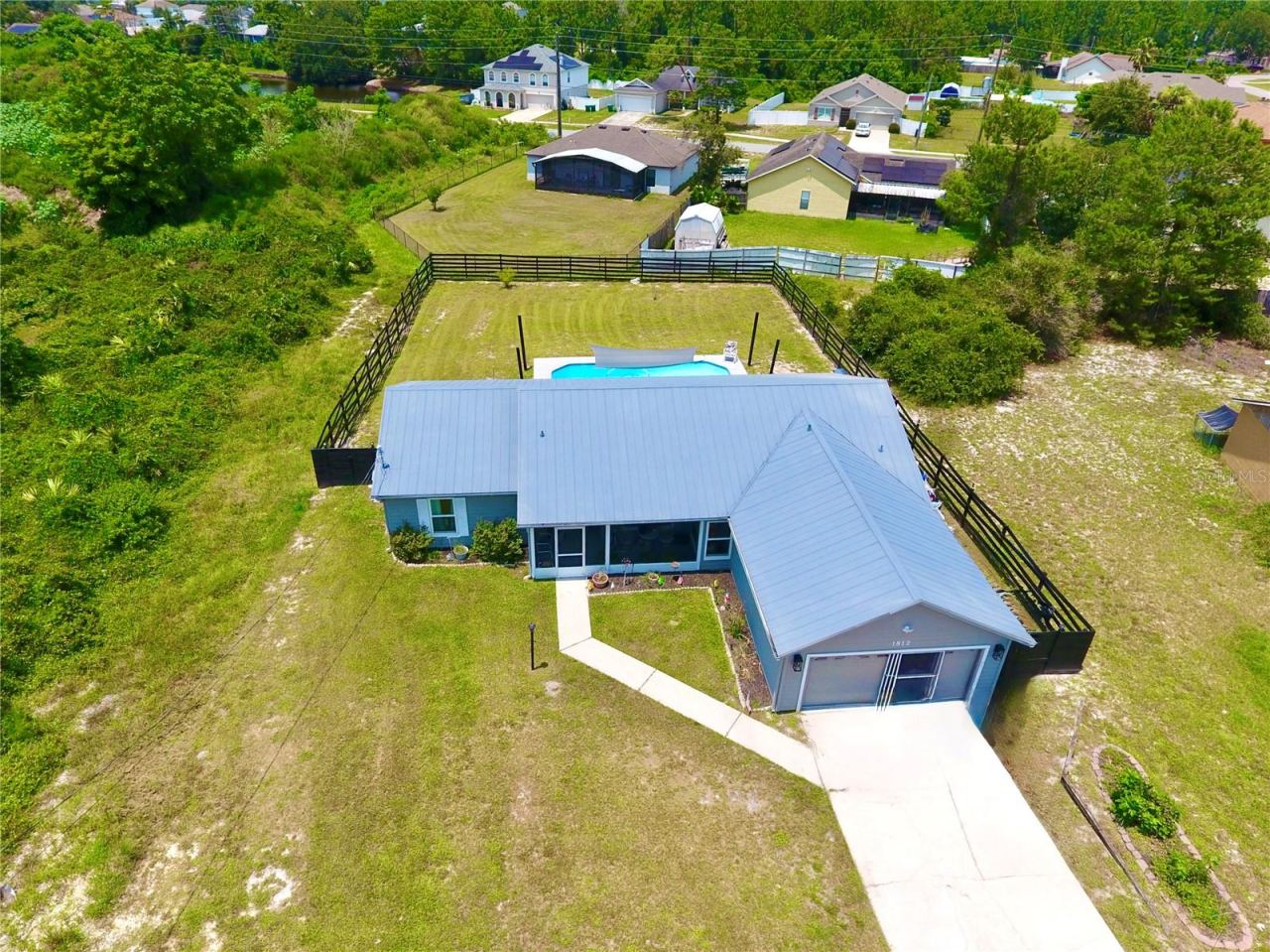 Photo 5 of 1812 Whipple Dr, Deltona, FL 32738