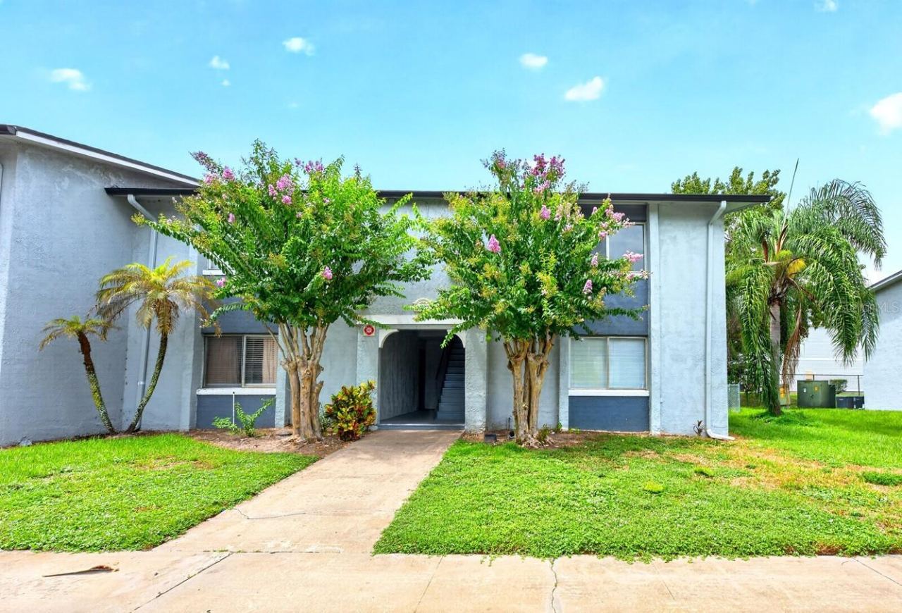 Photo 2 of 4737 S Texas Ave #4737d, Orlando, FL 32839