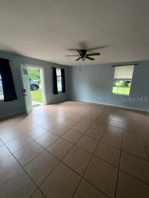 Photo 4 of 5025 Penvan Ave, De Leon Springs, FL 32130