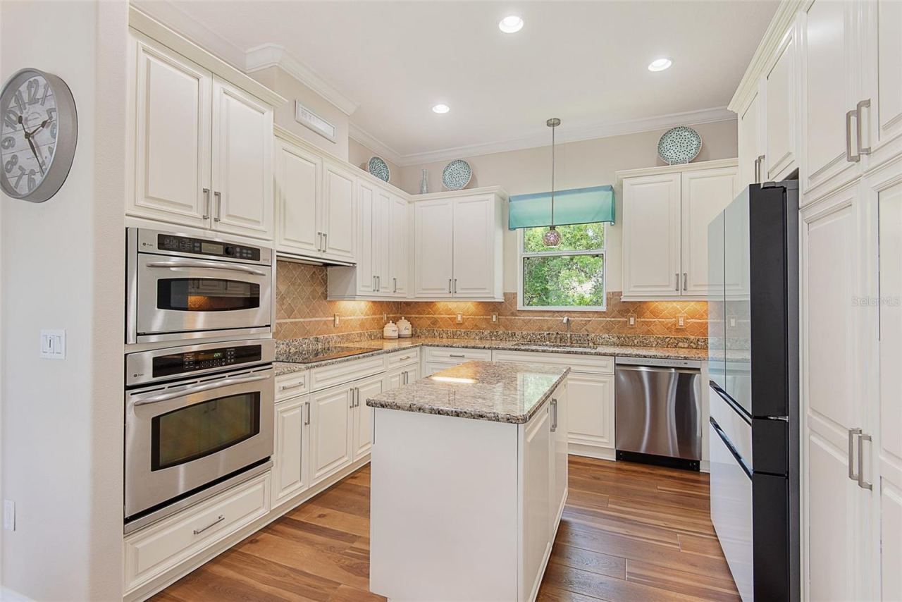 Photo 4 of 27 Longview Way N, Palm Coast, FL 32137