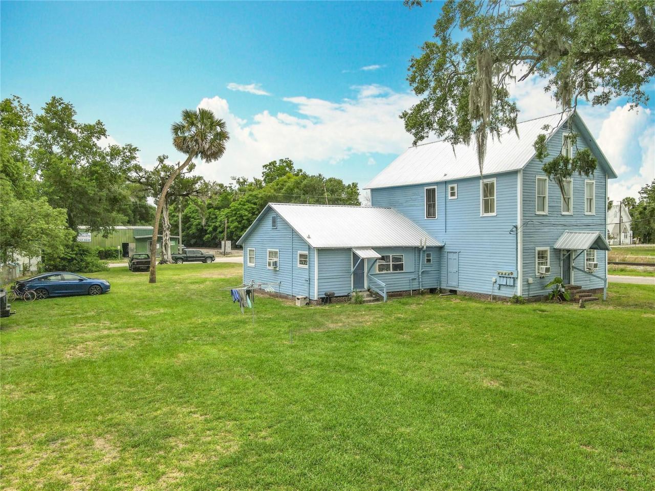 Photo 2 of 161 W 2nd Ave, Pierson, FL 32180