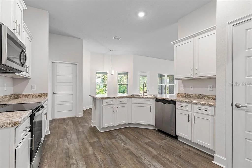 Photo 2 of 5 Porter Ln, Palm Coast, FL 32164